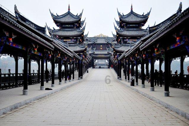 开设作业辅导、音乐、手工课等公益课程,武汉江夏藏龙社区公益托