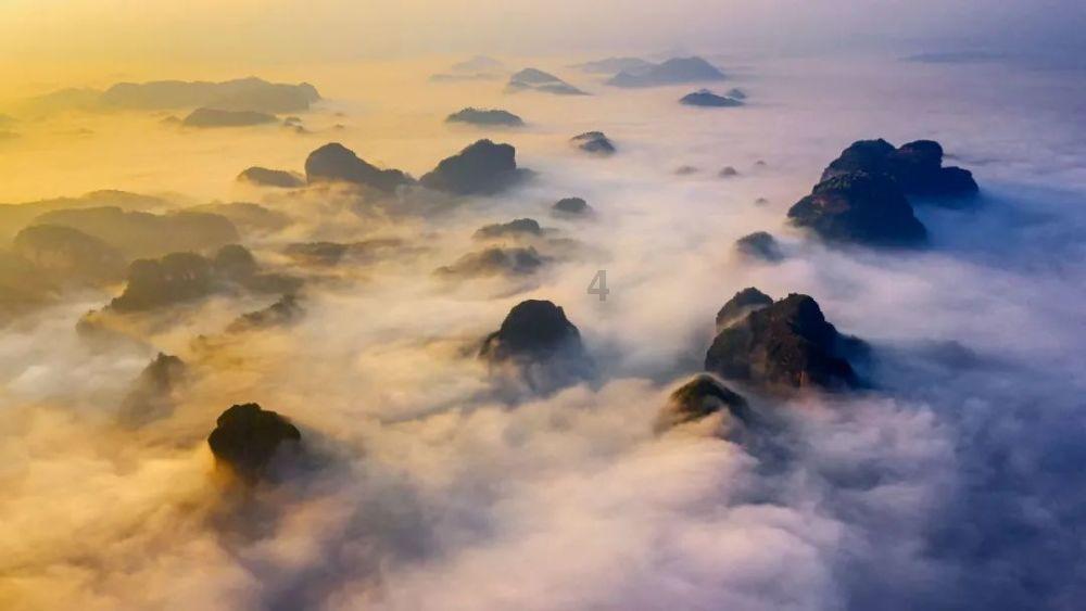 天空体育:西汉姆有意菲利普斯,正与曼城进行谈判